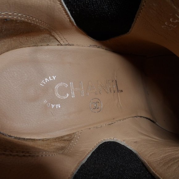 CHANEL Black Goatskin Leather Black Ankle Boots Size 37.5B - Picture 12 of 16